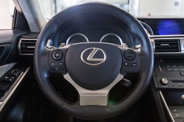 2016 Lexus IS 200t Premium Package