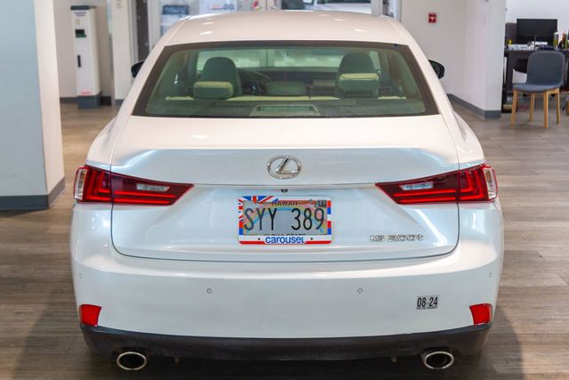 2016 Lexus IS 200t Premium Package