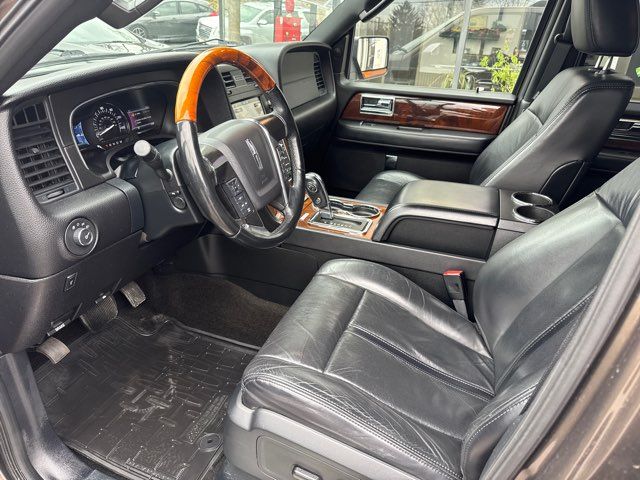 2016 Lincoln Navigator Select
