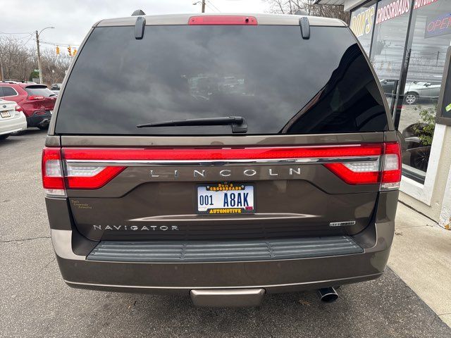 2016 Lincoln Navigator Select