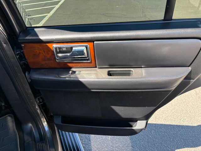 2016 Lincoln Navigator Select