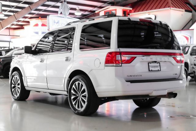 2016 Lincoln Navigator Select | New York, NY | Spincar Demo Account