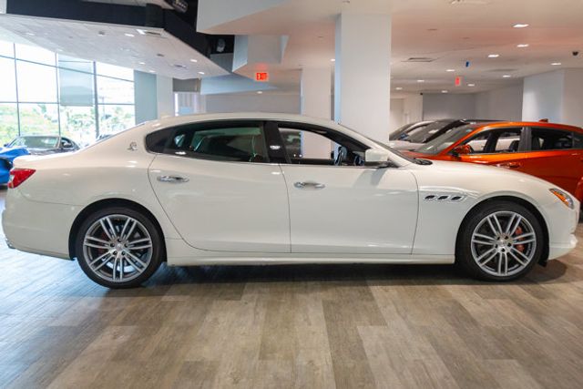 2016 Maserati Quattroporte V8 523hp at Autosource, photo 4