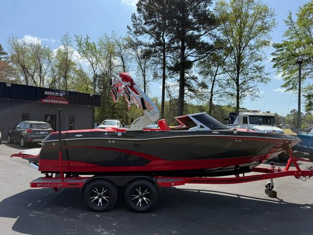 2016 Mastercraft X10