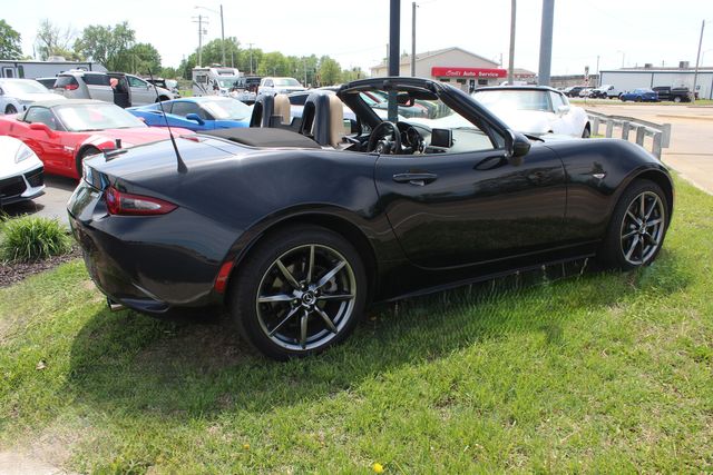2016 Mazda MX-5 Miata Grand Touring 6M | Granite City, Illinois | MasterCars Company Inc. 2016 Mazda MX-5 Miata Grand Touring 6M | Granite City, Illinois | MasterCars Company Inc.