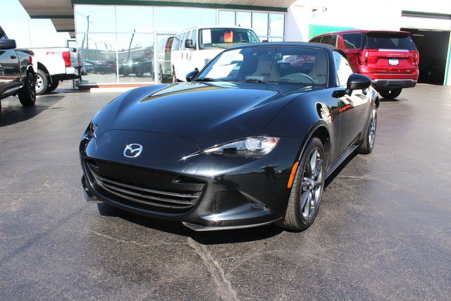 2016 Mazda MX-5 Miata Grand Touring 6M | Granite City, Illinois | MasterCars Company Inc. 2016 Mazda MX-5 Miata Grand Touring 6M | Granite City, Illinois | MasterCars Company Inc.