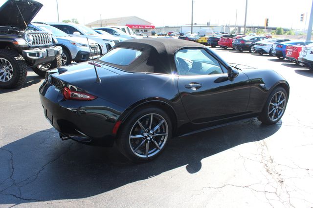2016 Mazda MX-5 Miata Grand Touring 6M | Granite City, Illinois | MasterCars Company Inc. 2016 Mazda MX-5 Miata Grand Touring 6M | Granite City, Illinois | MasterCars Company Inc.