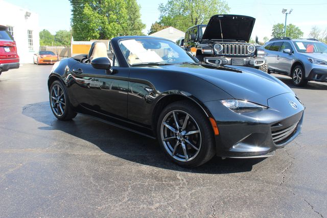 2016 Mazda MX-5 Miata Grand Touring 6M | Granite City, Illinois | MasterCars Company Inc. 2016 Mazda MX-5 Miata Grand Touring 6M | Granite City, Illinois | MasterCars Company Inc.