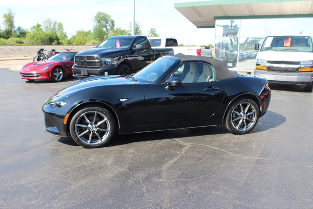 2016 Mazda MX-5 Miata Grand Touring 6M | Granite City, Illinois | MasterCars Company Inc. 2016 Mazda MX-5 Miata Grand Touring 6M | Granite City, Illinois | MasterCars Company Inc.