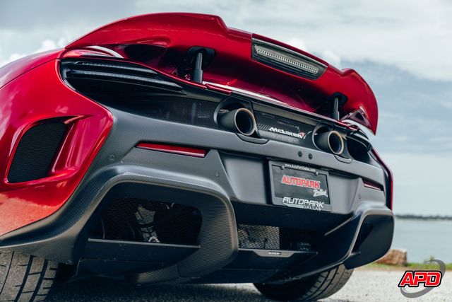 2016 McLaren 675LT 2016 McLaren 675LT