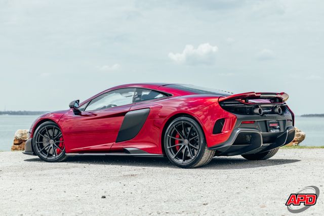 2016 McLaren 675LT 2016 McLaren 675LT