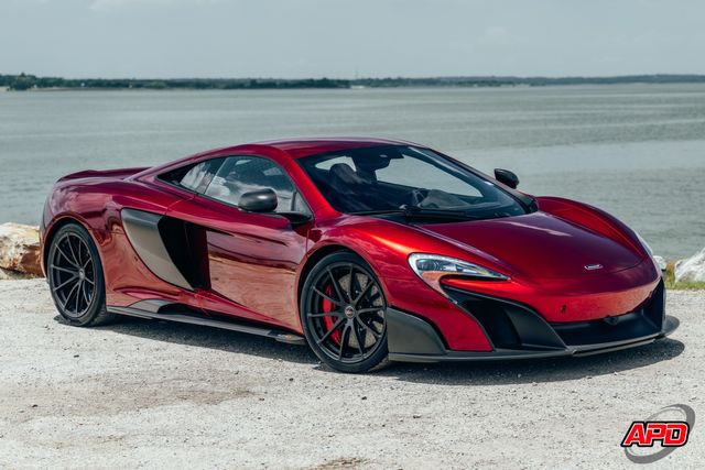 2016 McLaren 675LT 2016 McLaren 675LT