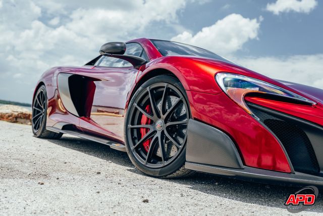 2016 McLaren 675LT 2016 McLaren 675LT