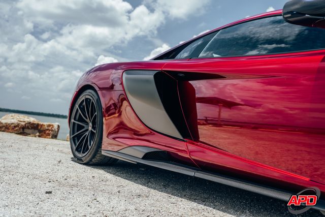 2016 McLaren 675LT 2016 McLaren 675LT