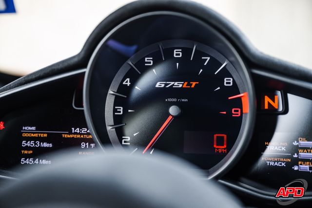2016 McLaren 675LT 