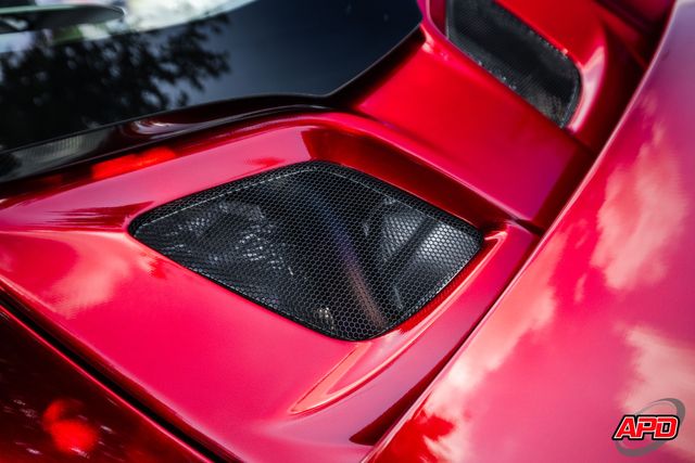 2016 McLaren 675LT 2016 McLaren 675LT