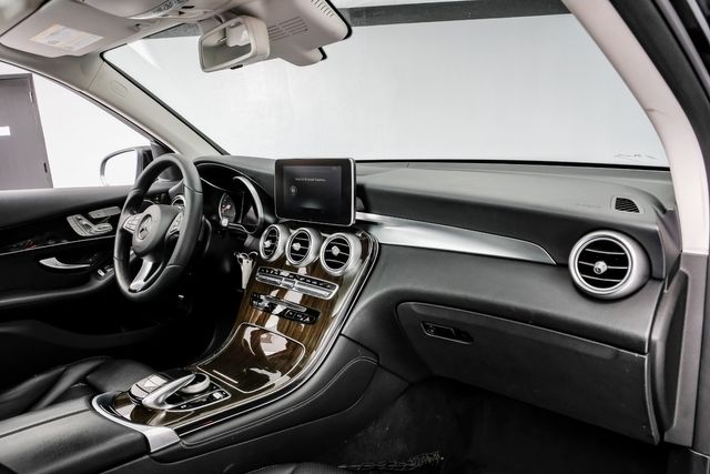 2016 Mercedes-Benz GLC 300 4MATIC OneOwner Nav&Pano PremiumPkg | Dallas, TX | Stevens Motor Company LLC 2016 Mercedes-Benz GLC 300 4MATIC OneOwner Nav&Pano PremiumPkg | Dallas, TX | Stevens Motor Company LLC