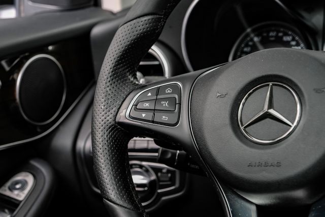 2016 Mercedes-Benz GLC 300 4MATIC OneOwner Nav&Pano PremiumPkg | Dallas, TX | Stevens Motor Company LLC 2016 Mercedes-Benz GLC 300 4MATIC OneOwner Nav&Pano PremiumPkg | Dallas, TX | Stevens Motor Company LLC