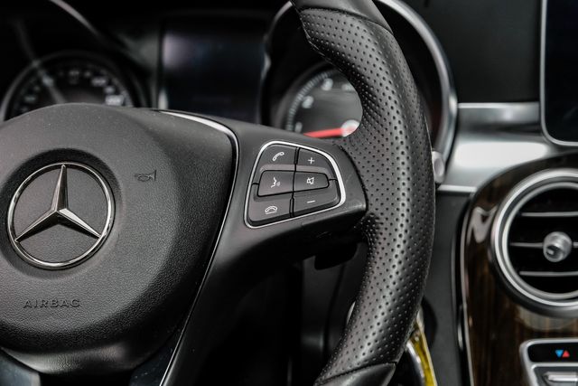 2016 Mercedes-Benz GLC 300 4MATIC OneOwner Nav&Pano PremiumPkg