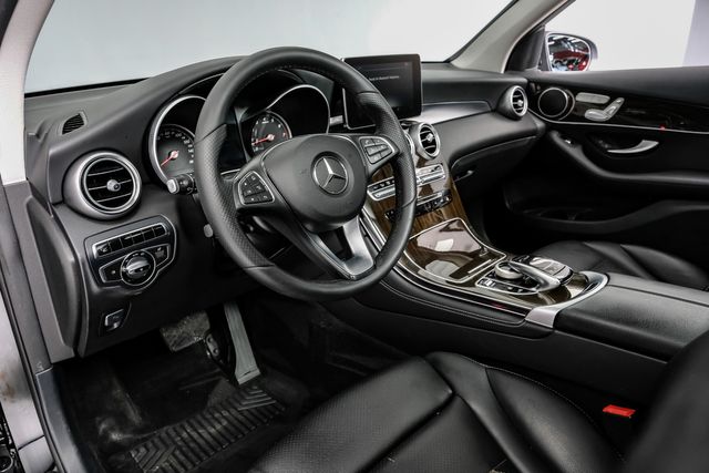 2016 Mercedes-Benz GLC 300 4MATIC OneOwner Nav&Pano PremiumPkg