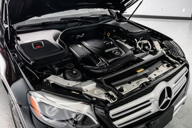 2016 Mercedes-Benz GLC 300 4MATIC OneOwner Nav&Pano PremiumPkg | Dallas, TX | Stevens Motor Company LLC 2016 Mercedes-Benz GLC 300 4MATIC OneOwner Nav&Pano PremiumPkg | Dallas, TX | Stevens Motor Company LLC