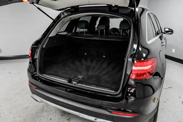 2016 Mercedes-Benz GLC 300 4MATIC OneOwner Nav&Pano PremiumPkg | Dallas, TX | Stevens Motor Company LLC 2016 Mercedes-Benz GLC 300 4MATIC OneOwner Nav&Pano PremiumPkg | Dallas, TX | Stevens Motor Company LLC