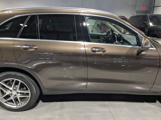 2016 Mercedes-Benz GLC 300 4MATIC | Lake Forest IL | Executive Motor Carz