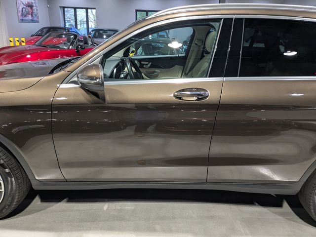 2016 Mercedes-Benz GLC 300 4MATIC | Lake Forest IL | Executive Motor Carz 2016 Mercedes-Benz GLC 300 4MATIC | Lake Forest IL | Executive Motor Carz