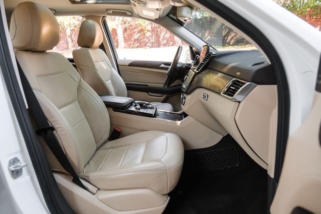 2016 Mercedes-Benz GLE 400 4MATIC AMG SportPkg LightingPkg ParkAsstPkg | Dallas, TX | Stevens Motor Company LLC 2016 Mercedes-Benz GLE 400 4MATIC AMG SportPkg LightingPkg ParkAsstPkg | Dallas, TX | Stevens Motor Company LLC