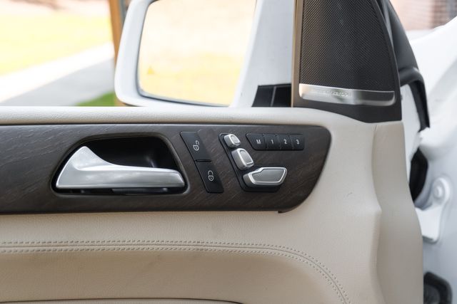 2016 Mercedes-Benz GLE 400 4MATIC AMG SportPkg LightingPkg ParkAsstPkg | Dallas, TX | Stevens Motor Company LLC 2016 Mercedes-Benz GLE 400 4MATIC AMG SportPkg LightingPkg ParkAsstPkg | Dallas, TX | Stevens Motor Company LLC