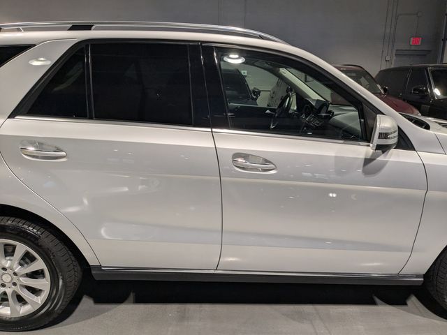 2016 Mercedes-Benz GLE 300d 4MATIC | Lake Forest IL | Executive Motor Carz 2016 Mercedes-Benz GLE 300d 4MATIC | Lake Forest IL | Executive Motor Carz