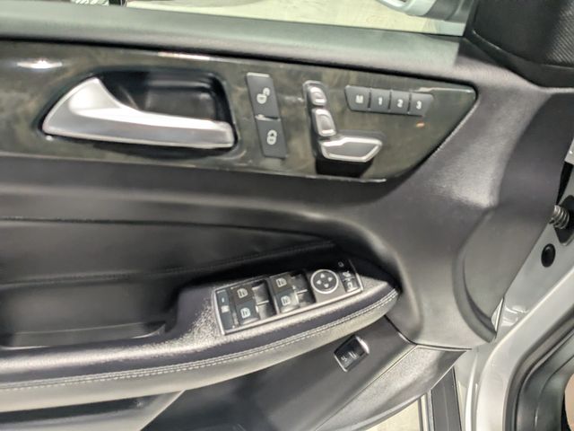 2016 Mercedes-Benz GLE 300d 4MATIC | Lake Forest IL | Executive Motor Carz 2016 Mercedes-Benz GLE 300d 4MATIC | Lake Forest IL | Executive Motor Carz