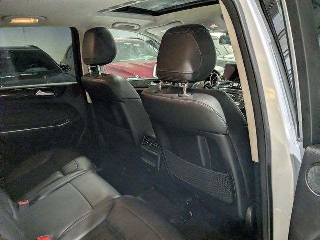 2016 Mercedes-Benz GLE 300d 4MATIC | Lake Forest IL | Executive Motor Carz 2016 Mercedes-Benz GLE 300d 4MATIC | Lake Forest IL | Executive Motor Carz