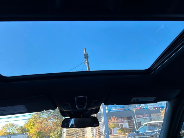 2016 Mercedes-Benz GLE 350 4MATIC | New Brunswick, New Jersey | Brilliant Auto Sales 2016 Mercedes-Benz GLE 350 4MATIC | New Brunswick, New Jersey | Brilliant Auto Sales