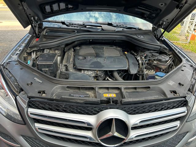 2016 Mercedes-Benz GLE 350 4MATIC | New Brunswick, New Jersey | Brilliant Auto Sales 2016 Mercedes-Benz GLE 350 4MATIC | New Brunswick, New Jersey | Brilliant Auto Sales