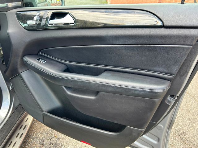 2016 Mercedes-Benz GLE 350 4MATIC | New Brunswick, New Jersey | Brilliant Auto Sales