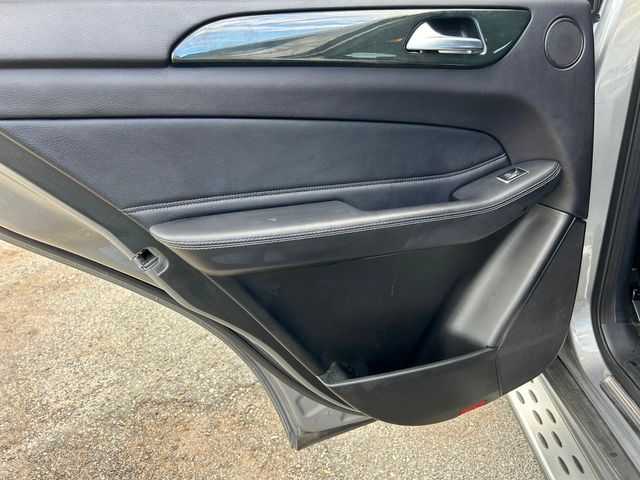 2016 Mercedes-Benz GLE 350 4MATIC | New Brunswick, New Jersey | Brilliant Auto Sales 2016 Mercedes-Benz GLE 350 4MATIC | New Brunswick, New Jersey | Brilliant Auto Sales