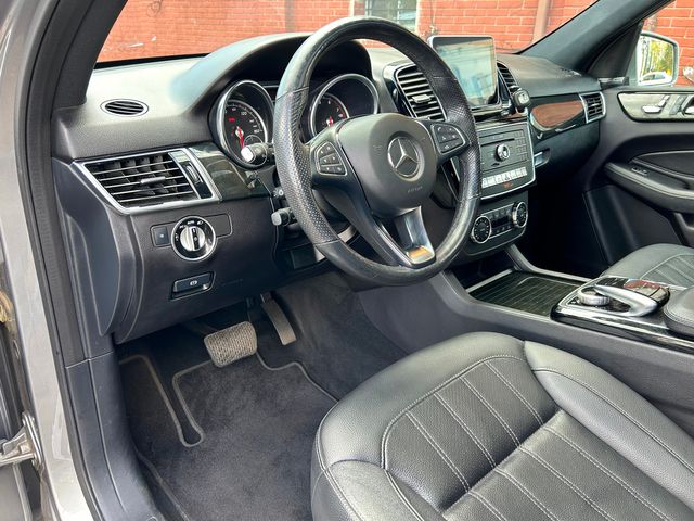 2016 Mercedes-Benz GLE 350 4MATIC | New Brunswick, New Jersey | Brilliant Auto Sales 2016 Mercedes-Benz GLE 350 4MATIC | New Brunswick, New Jersey | Brilliant Auto Sales