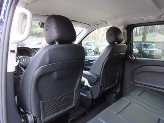 2016 Mercedes-Benz Metris Passenger  