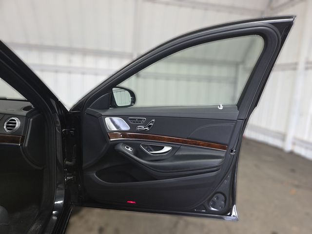2016 Mercedes-Benz S-CLASS S550 4MATIC | Houston, TX | Texas Star Motors 2016 Mercedes-Benz S-CLASS S550 4MATIC | Houston, TX | Texas Star Motors