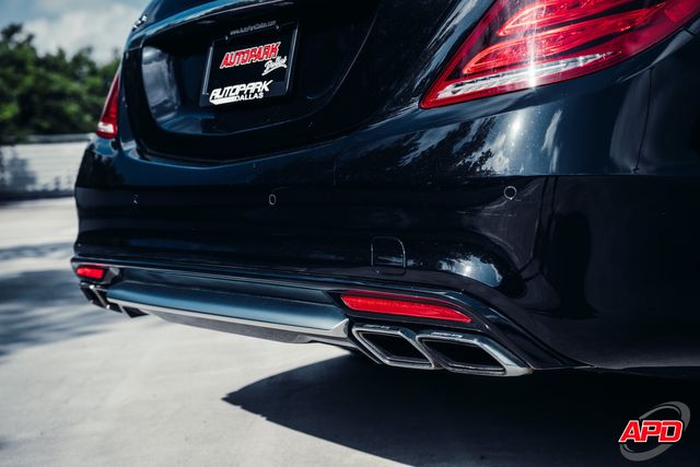 2016 Mercedes-Benz S-Class AMG S 63
