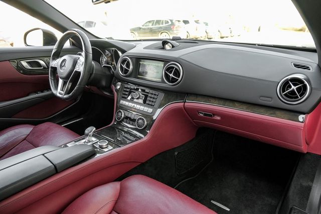 2016 Mercedes-Benz SL-Class SL 400 Heated/Cooled Seat W/Massage Bluetooth Nav 2016 Mercedes-Benz SL-Class SL 400 Heated/Cooled Seat W/Massage Bluetooth Nav