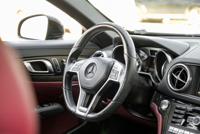 2016 Mercedes-Benz SL-Class SL 400 Heated/Cooled Seat W/Massage Bluetooth Nav 2016 Mercedes-Benz SL-Class SL 400 Heated/Cooled Seat W/Massage Bluetooth Nav