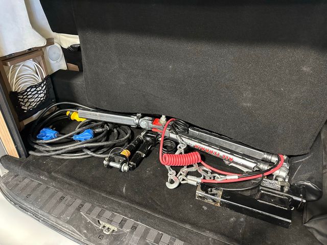 2016 Mercedes-Benz Sprinter 3500 RV Conversion BlueTEC Airstream Interstate 24GT | Irving, Texas | Hopper Motorplex 2016 Mercedes-Benz Sprinter 3500 RV Conversion BlueTEC Airstream Interstate 24GT | Irving, Texas | Hopper Motorplex