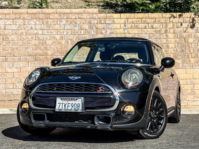 2016 Mini Hardtop 2 Door Cooper S | Agoura Hills, CA | SoCal Auto Group 2016 Mini Hardtop 2 Door Cooper S | Agoura Hills, CA | SoCal Auto Group