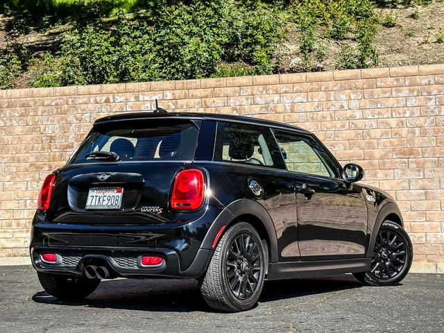 2016 Mini Hardtop 2 Door Cooper S | Agoura Hills, CA | SoCal Auto Group 2016 Mini Hardtop 2 Door Cooper S | Agoura Hills, CA | SoCal Auto Group