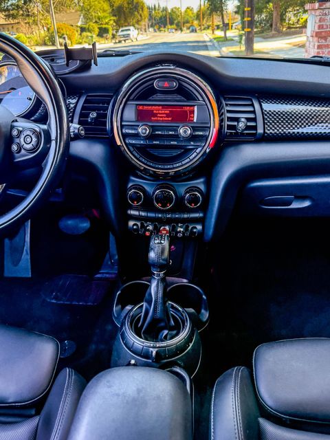 2016 Mini Hardtop 2 Door Cooper S | Agoura Hills, CA | SoCal Auto Group 2016 Mini Hardtop 2 Door Cooper S | Agoura Hills, CA | SoCal Auto Group