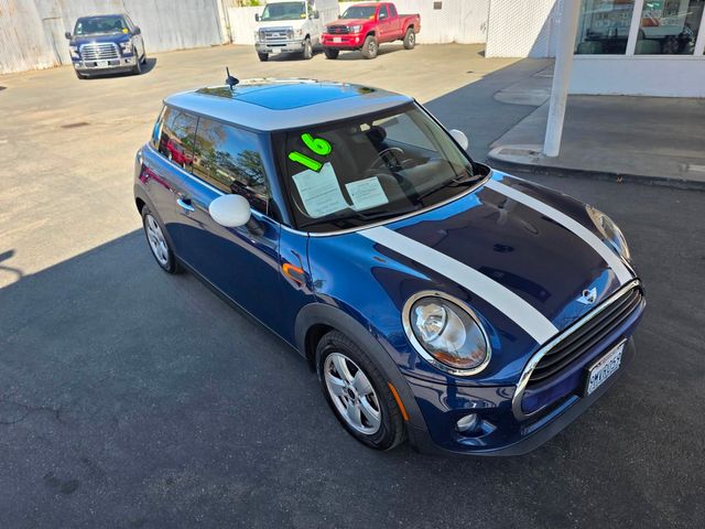 2016 MINI Hardtop 2 Door Cooper