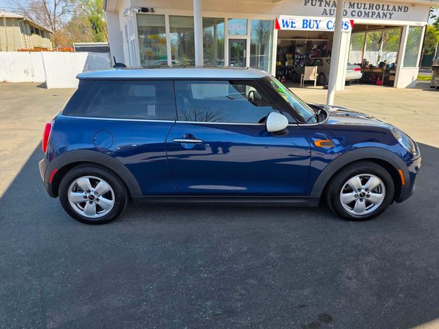 2016 MINI Hardtop 2 Door Cooper