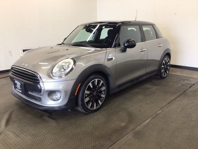 2016 MINI Hardtop 4 Door Cooper